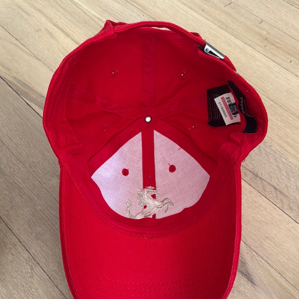 Ferrari embroidered adjustable logo hat, red/silver - Picture 3 of 4